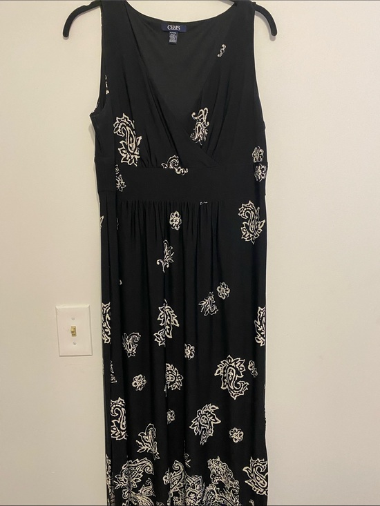 Chaps Dresses & Skirts - Chaps Black Maxi Dress with White Paisley Print, split on sides. Lightweight